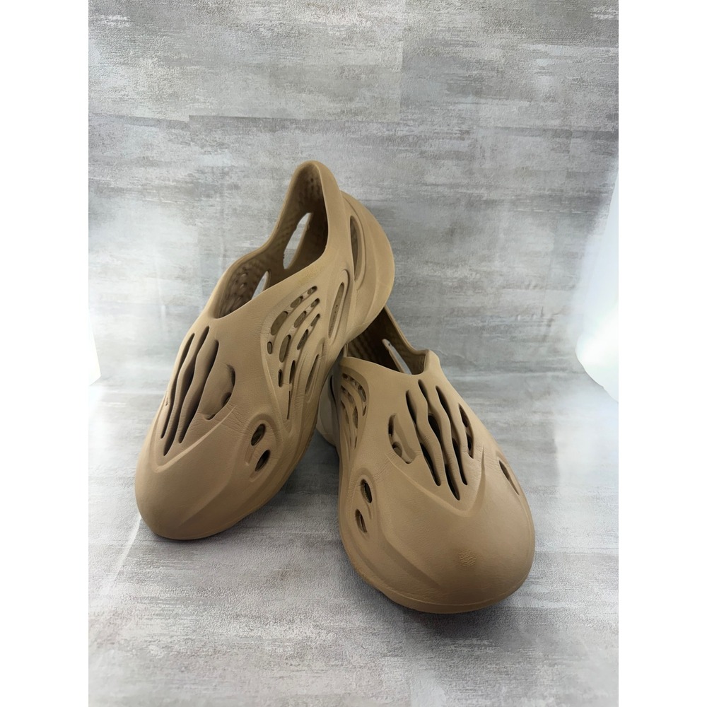 Adidas Yeezy Foam RNNR Ochre Men Size 13 Tan Slip On Shoes GW3354 Made in USA
